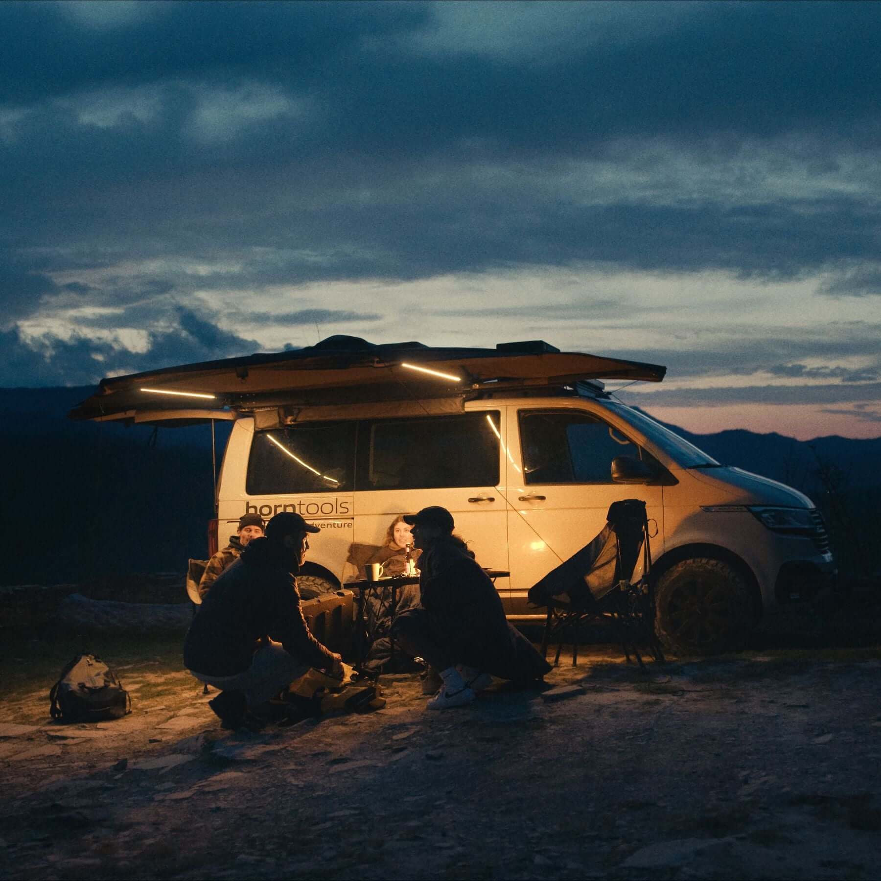 180 Grad Markise Horizon (freitragend)