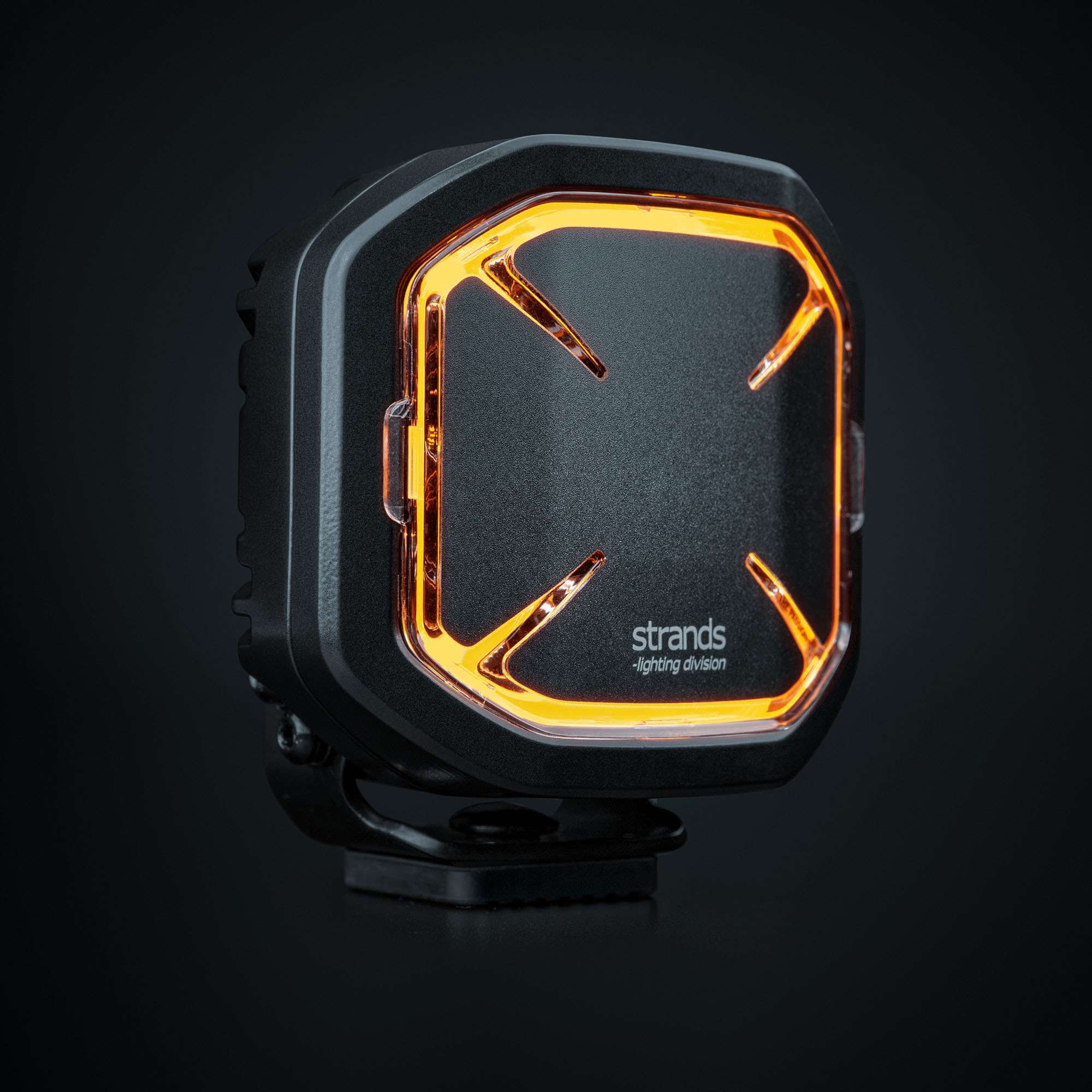 Strands SIBERIA X COVER BLACK 4″