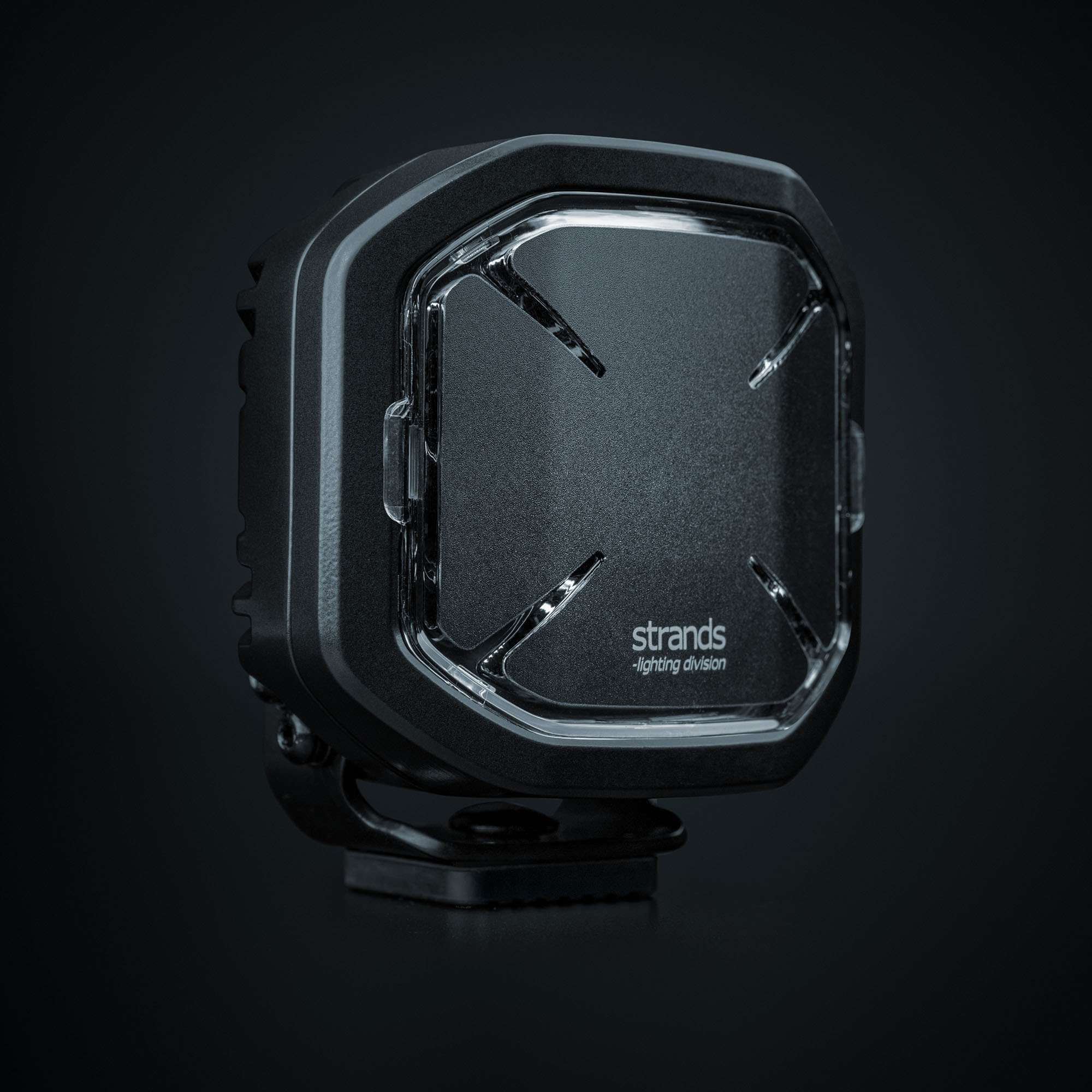 Strands SIBERIA X COVER BLACK 4″