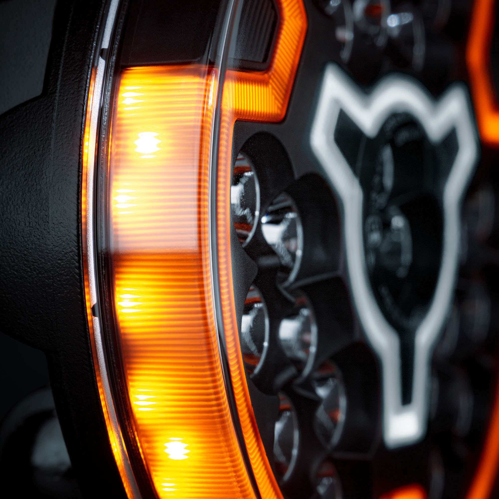 Strands FREEDOM MAXIMUM POSITION LIGHT 7″ DARK