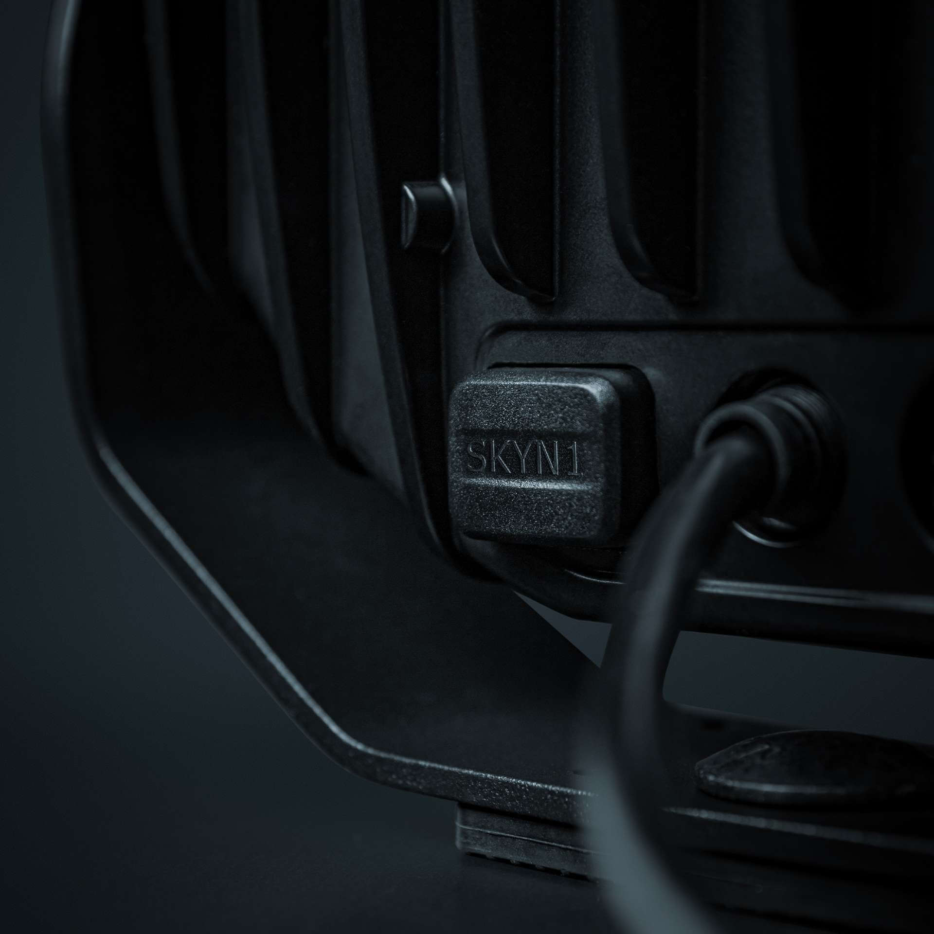 Strands SKYLORD EXP DRIVING LIGHT 9″