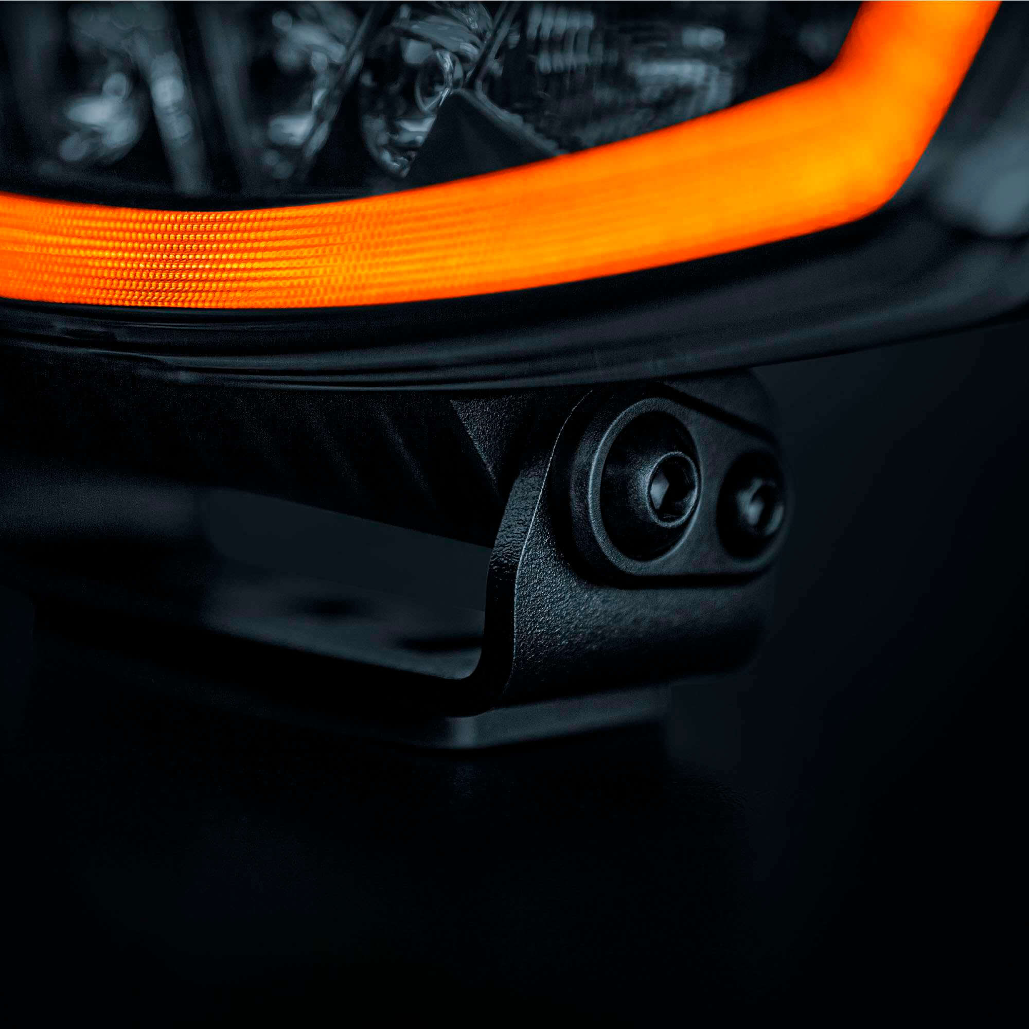 Strands FIREFLY ONE DRIVING LIGHT OVAL