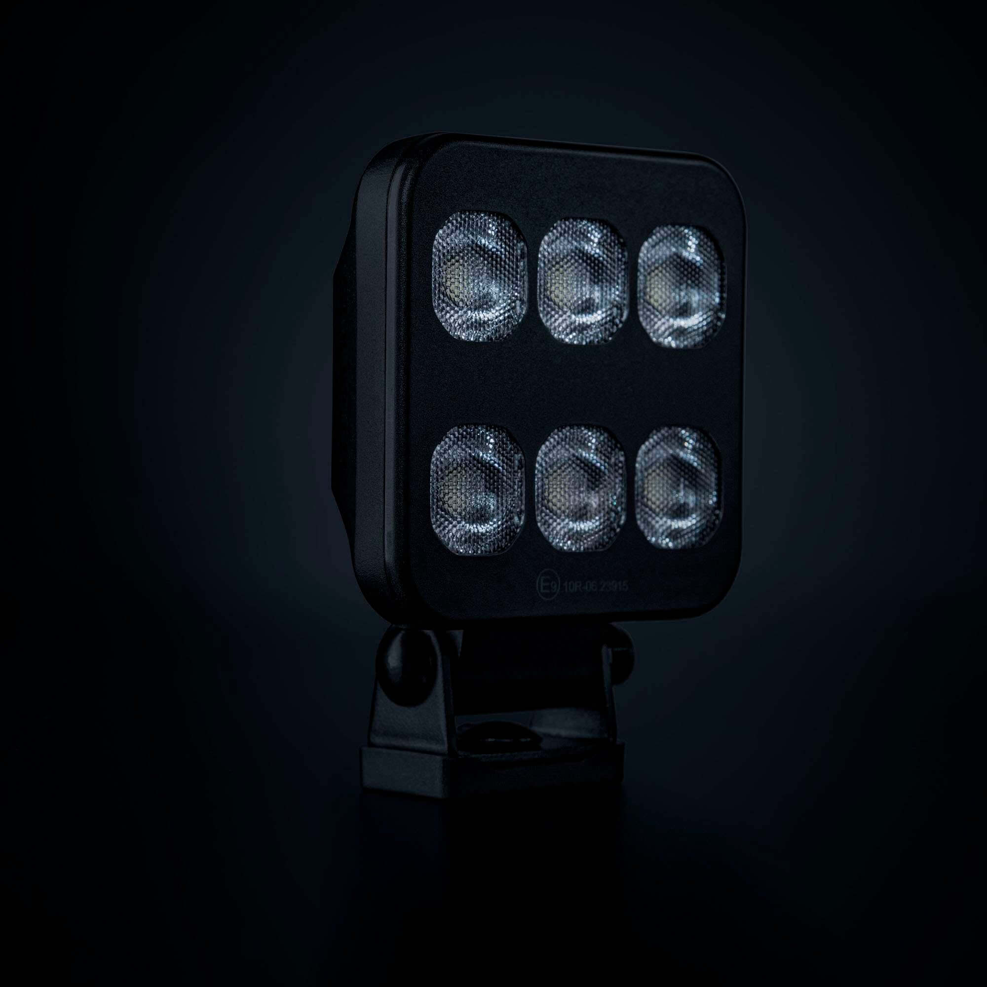 Strands DARK KNIGHT HARDCORE WORK LIGHT 32W