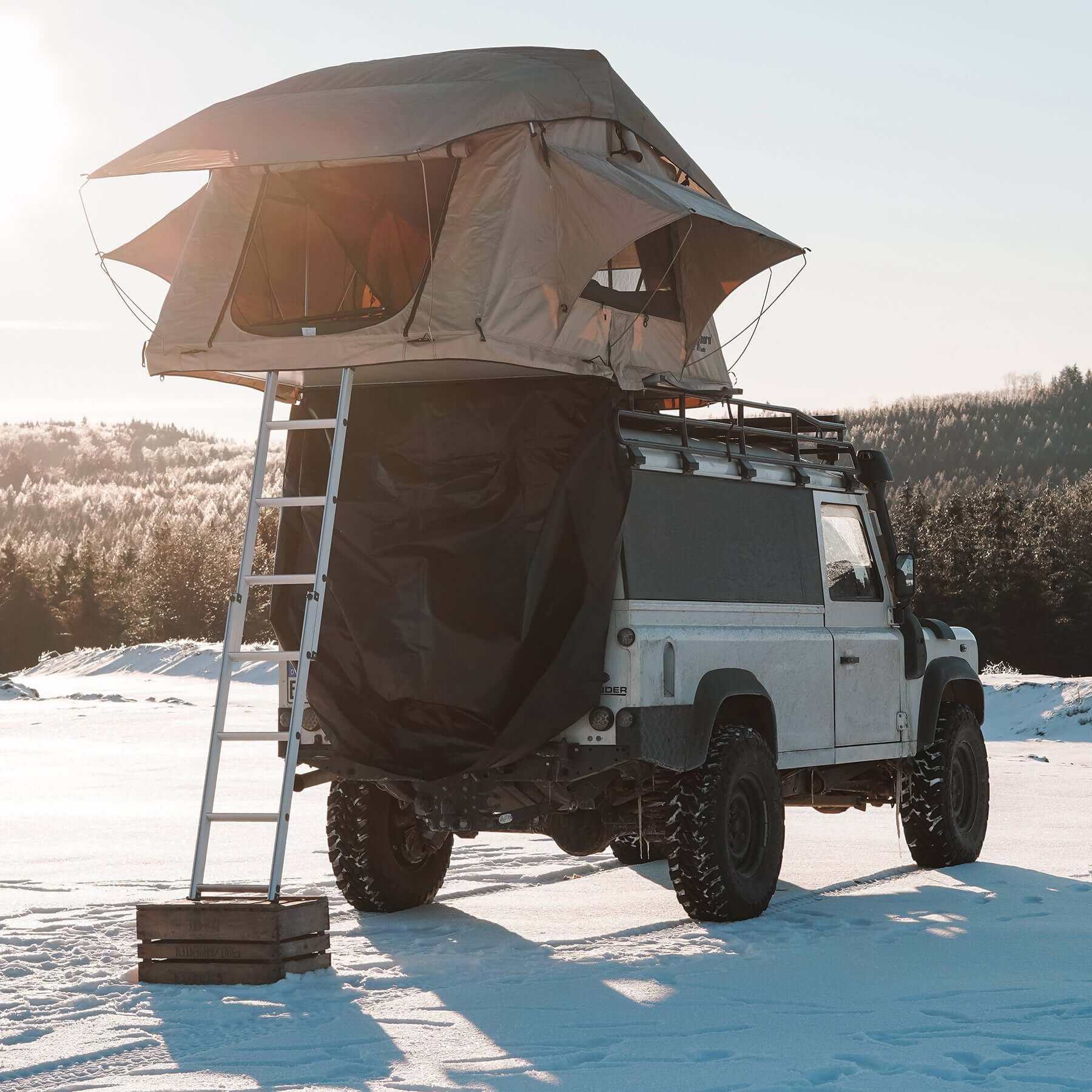 horntools Seilwindensystem Suzuki Jimny GJ 2,0 Tonnen – Overland Outfitters  – Dachzelte, Camping