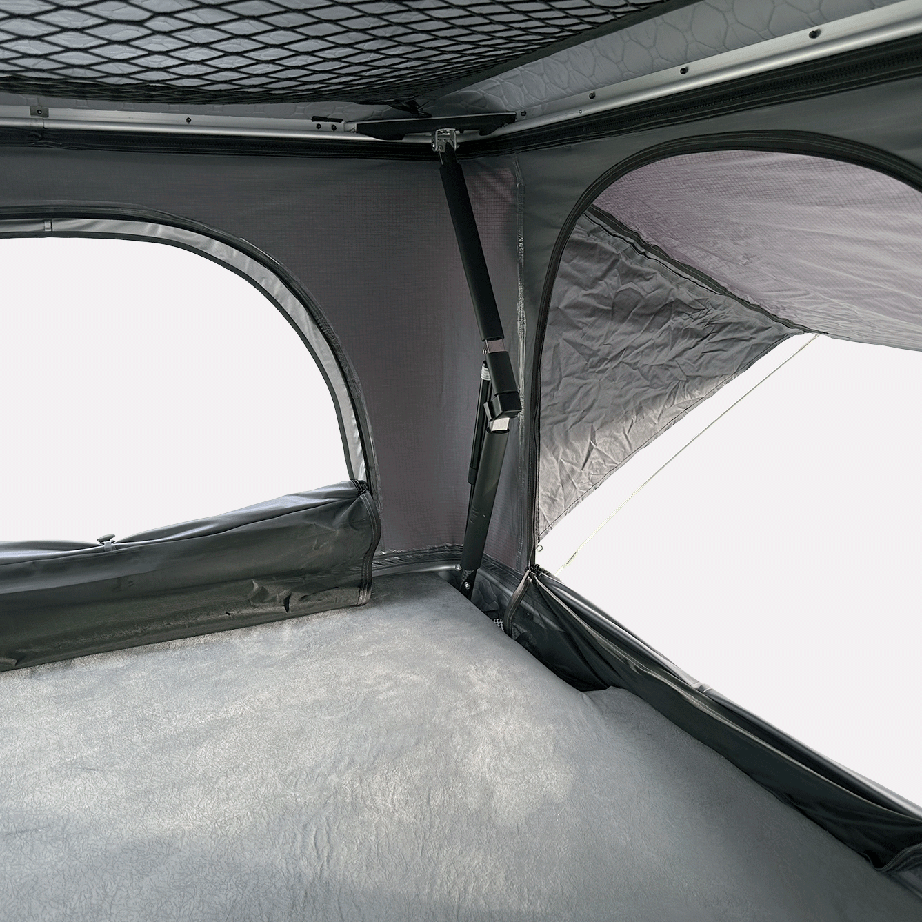 Hard shell roof tent Themis
