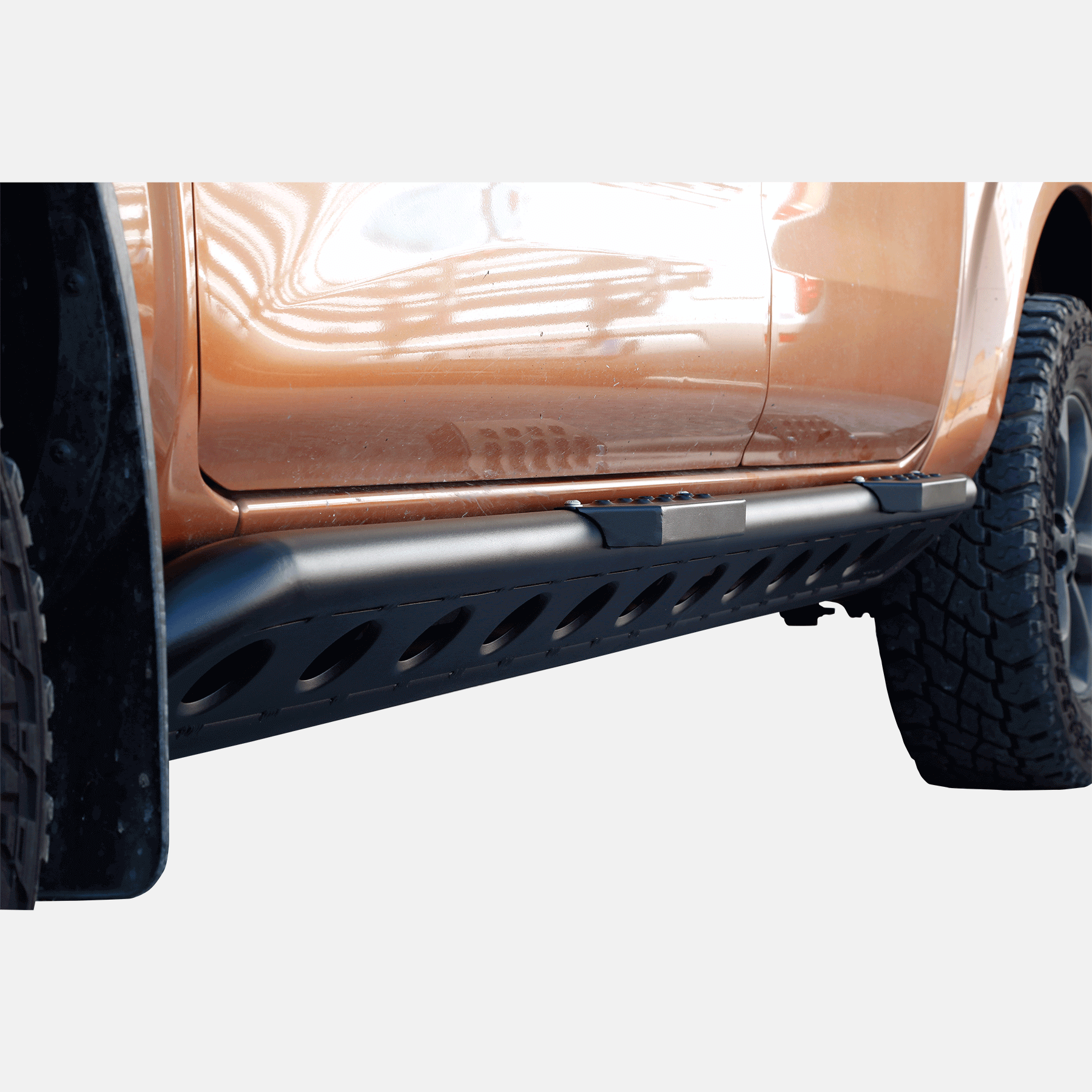 Rockslider LAPIS aluminum NP300 for Nissan Navara from 2016