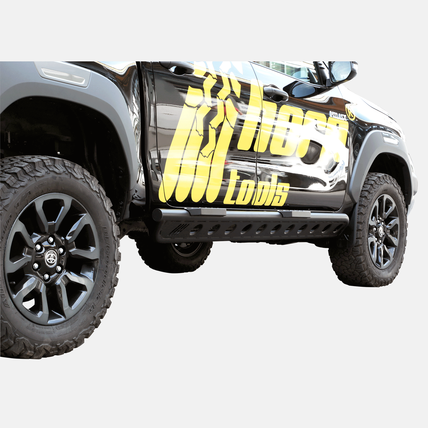 Rockslider LAPIS aluminium voor Toyota Hilux vanaf 2016