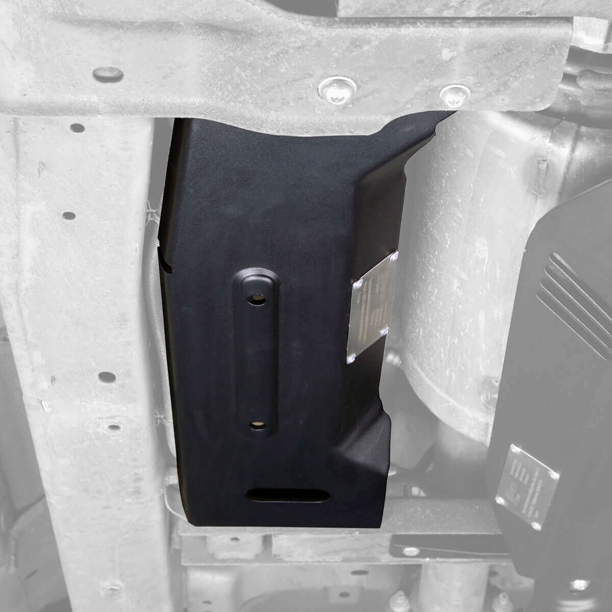 Skid plate control units for Isuzu D-Max 2021